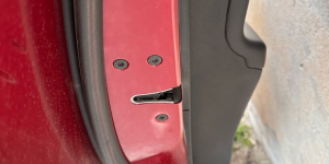 Замок двери передней левой, Chevrolet Equinox 3 поколение