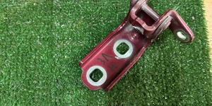 Петля двери задней левой, Chevrolet Equinox 3 поколение